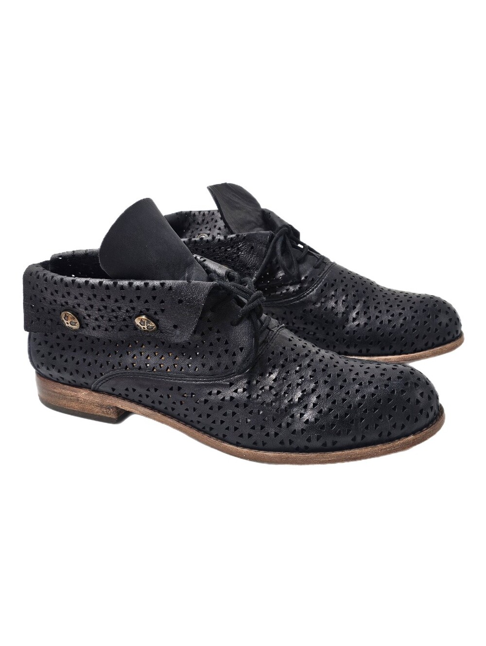 Patricia Nash Sabrina Black Italian Leather Perforated Lace Up Ankle Booties 10